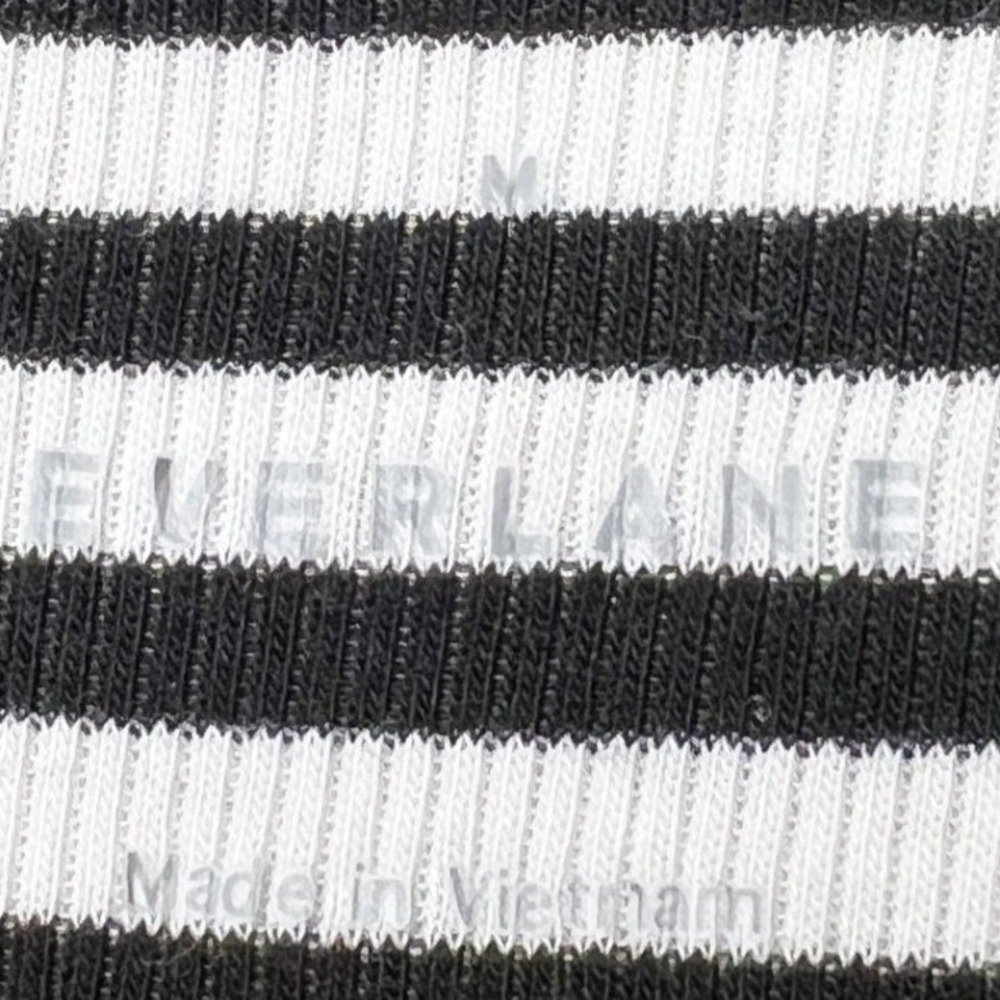 Everlane Womens Luxe Rib Turtleneck Bone Black Striped Supima Cotton Top Medium - Picture 7 of 8